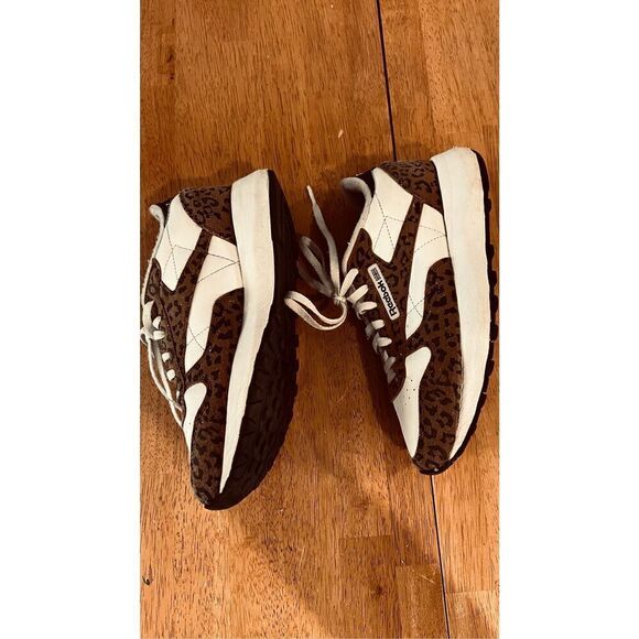 Reebok Classic Leather Big Kid Cheetah Print Sneakers Size 4 - Picture 6 of 11